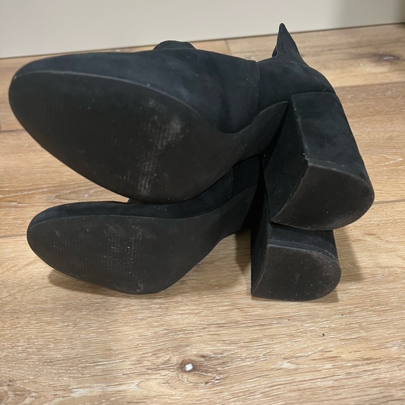 Side slit bootie - Picture 3 of 3